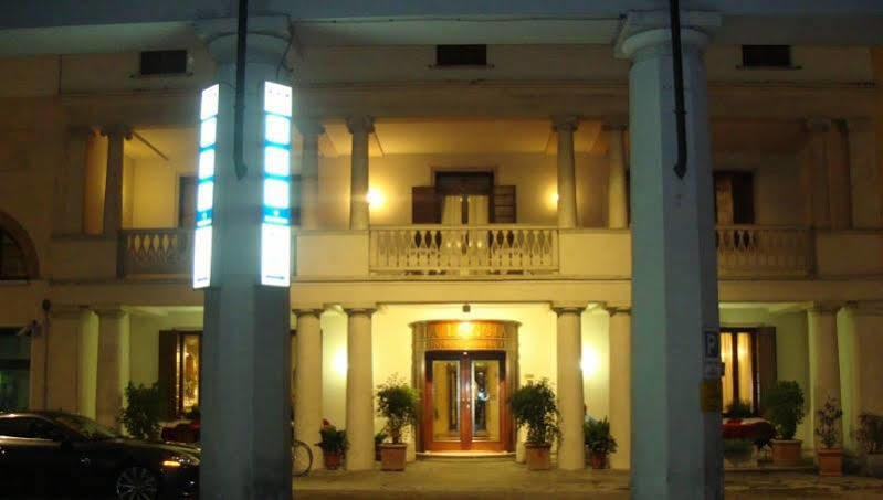 Hotel La Loggia Mestrino Luaran gambar