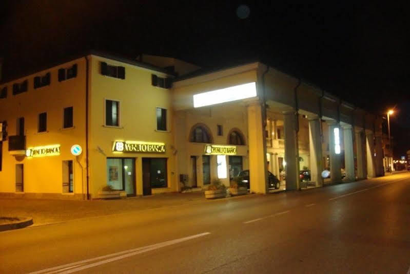 Hotel La Loggia Mestrino Luaran gambar